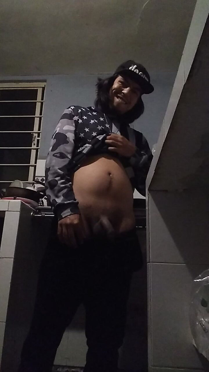 AlexAlejandro13: Préparer la nourriture de façon sexy