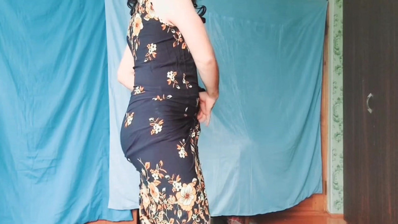 Kitty_Cross: 오늘 밤 여신처럼 곡선을 보여주는 화려한 펨보이