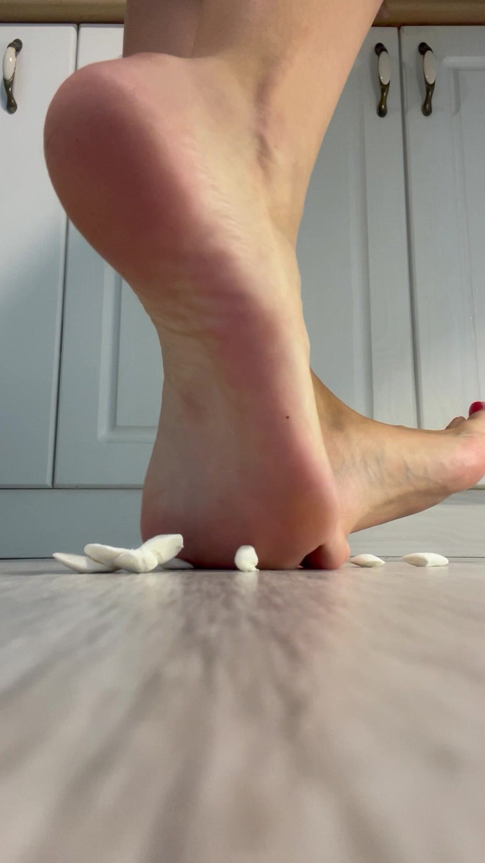 Feet lady: Rozdrcení potravin