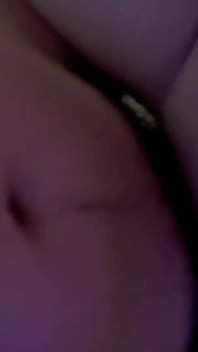 Neyi bekliyorsun? Gel ve deliğimi sik, amatör orta yaşlı seksi kadın videosu
