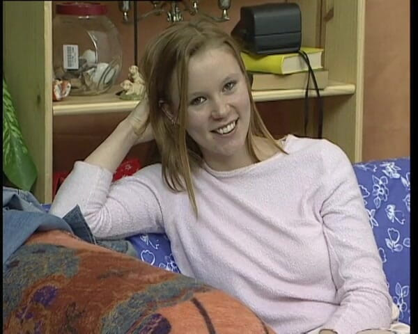YOUR FIRST PORN: Ich Muss Meine Stiefmutter Fingern - Marlies &amp; Anja Jag måste fingera...