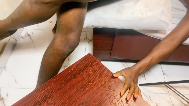 Ebony foreva srudio: Meregangkan pepeknya yang memancut mani dengan kote hitam besar mendalam...