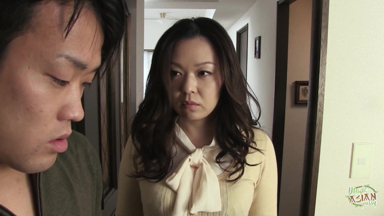 Magic Asian Pussy: Anh ấy xuất tinh cô ấy, và sau bữa ăn, cô ấy vui vẻ...