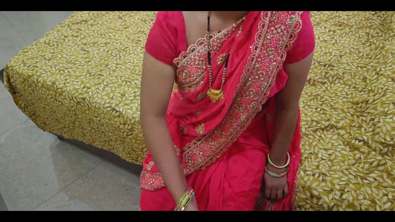 YOURAMRITA04: 20 jahre heiße ehefrau betrügt ehemann und wird gefickt ein...