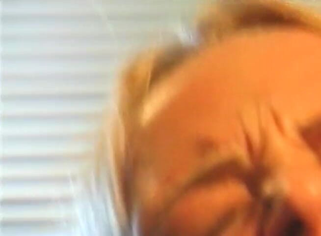 Face Bangers: Rubia montando polla de su nuevo novio