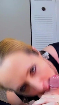 Tetas grandes milf mamada & titfuck & facial