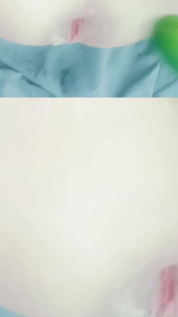 어린 소년, 너무 많은 삽입 및 제거에서, 후장 거품이 나와서 그는 그것을 먹는다