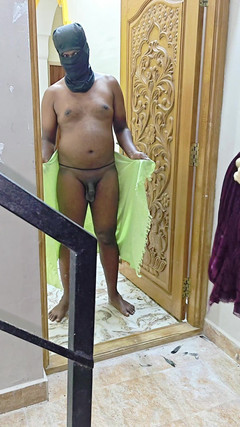 Thesana: Bachelor-junge und hausbesitzerin stieftochter