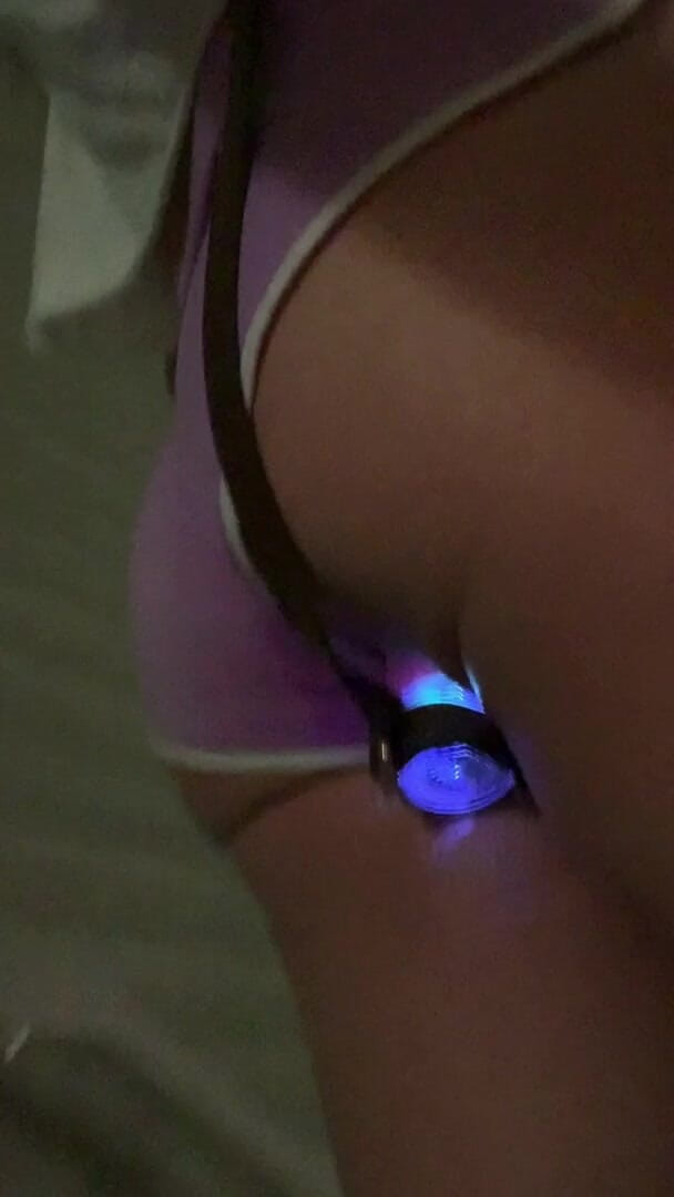 CindieLove: Quần đùi sissy gợi cảm, đồ chơi hậu môn, đĩ chuyển giới