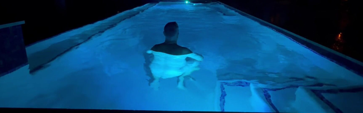 GottaLuvBB: Anyone Else Play Fetch Naked in the Pool?