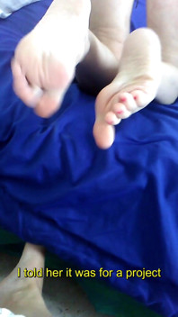 MILF Showing Soles