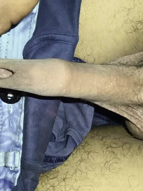 Jayramj764: Chlapec v posteli