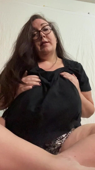 cutejayne: Grandes mamas gordinhas revelam lentamente