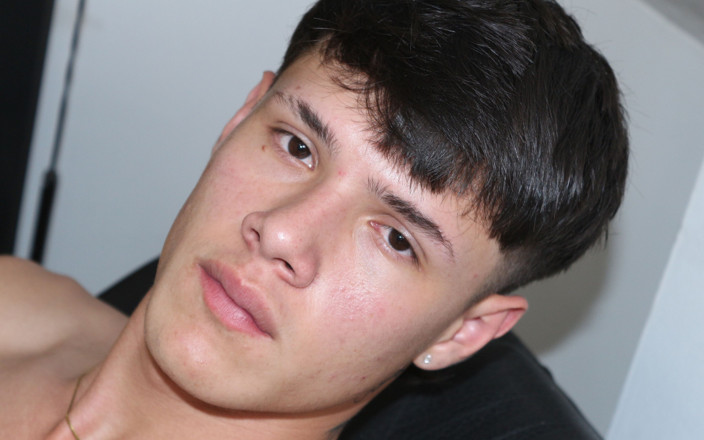 Latino boys porn: Kevin Tupe