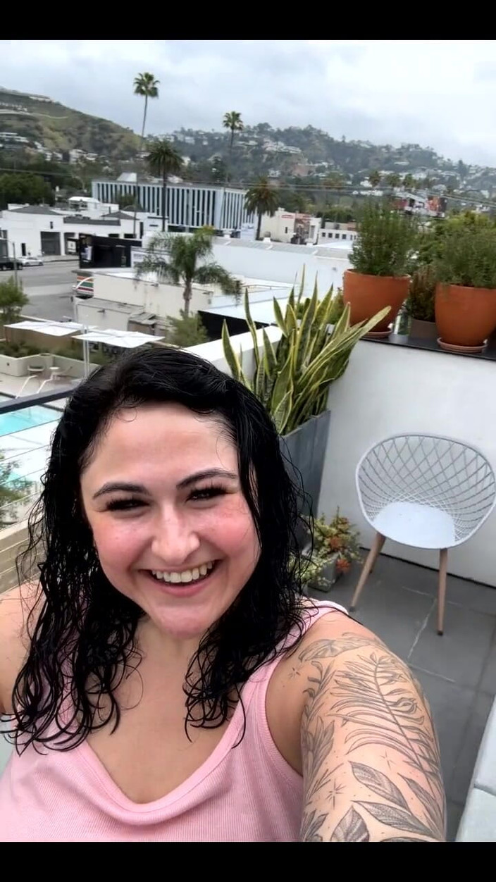 Josie Jaxxon: Guten morgen, titten von la!