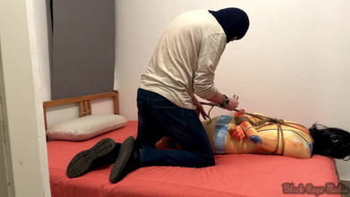 Miriam Slave: Alex total capturat