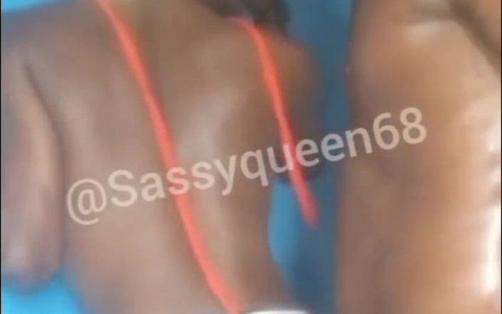 Sweetass132: Мой бисексуальный лектор трахнул меня своим большим хуем за провал его теста