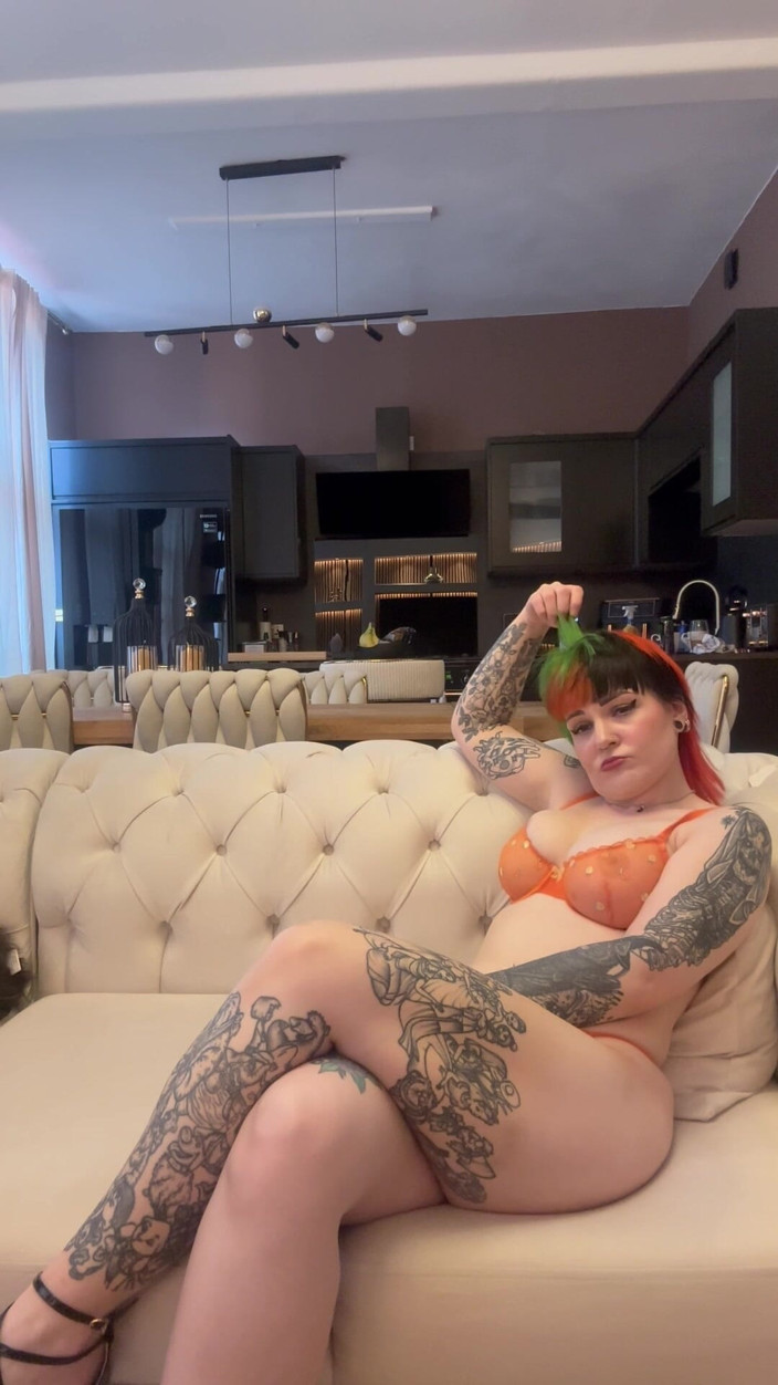 Bigtiddygoth: Le coaching masturbatoire impitoyable de Mlle Ruby - caresse, mendie et...