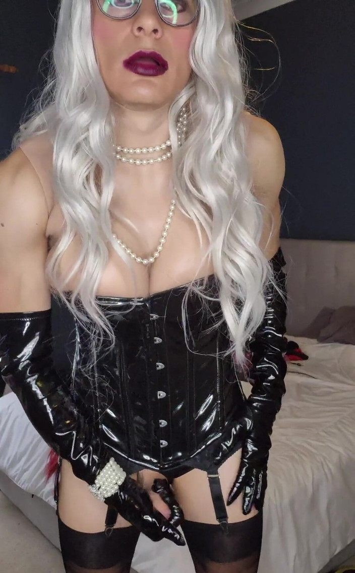 JessicaXD: La puttana in PVC