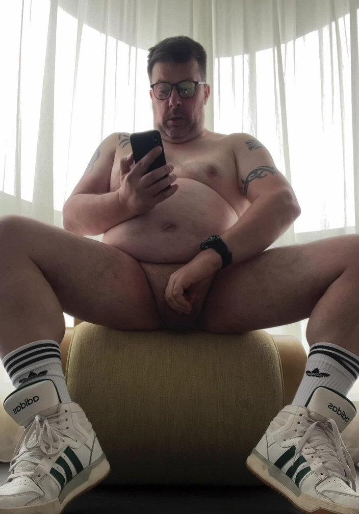 uktattooedchub74: Bao quy đầu kéo lại xoa bóp đầu tôi