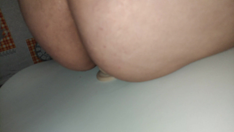 Bimbanale: Dildo i min röv