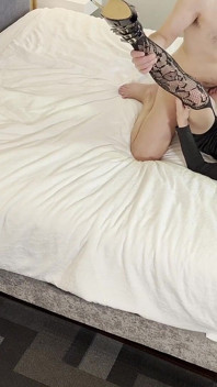 Super sexy mariquita en castidad follada duro