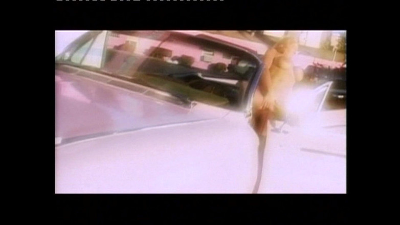 Hard Accademy: Slampor roar honom