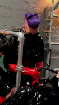 Latexové sestry pěstí jejich gimp