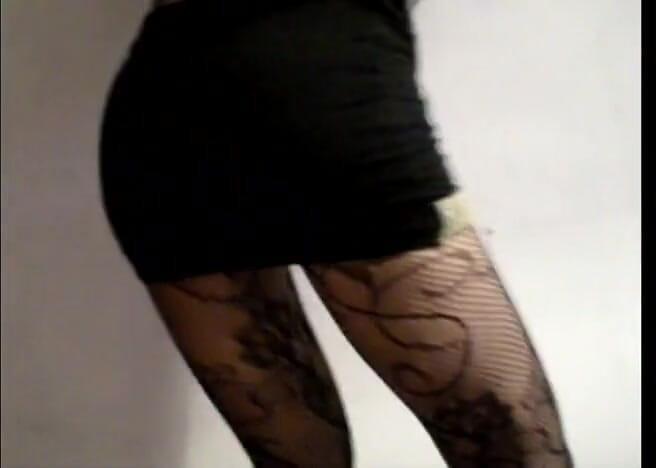 Femdom Austria: Sexy heupen plagen in zwarte panty