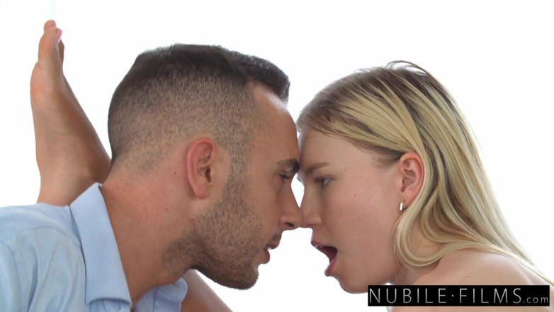 Nubile Films: Bạn có thể chạm vào - s40:e28