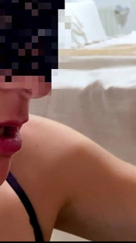 Blowjob mendalam dan pancutan mani dalam mulut saya: Saya telan Semuanya