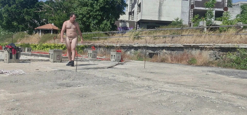 Mirko2589: Nahý kluk