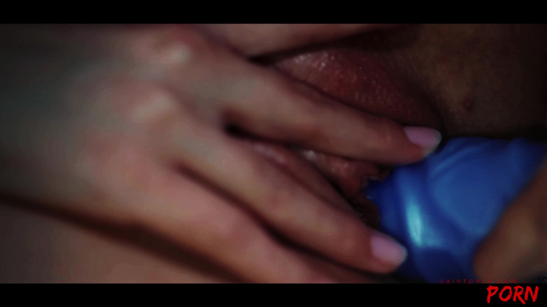 SaintPorn: Kate Diventa Festa Sessuale per I Desideri Di Blue Angel