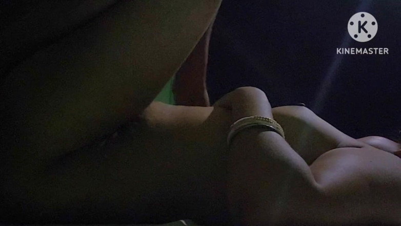 Housewife 69: Berpeluang mengongkek adik tiri abang tiri saya dalam malam gelap