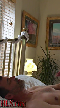 Ass-play and Pussy-fuck with Gracelynn Moans and Richard Nailder