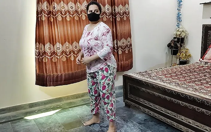Sidra: Bigass Step Mom Nude Yoga at Morning in Hot Mood