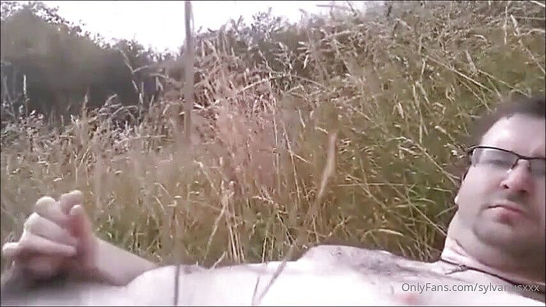 Sylvanus44: Honění v lese Jo, venku