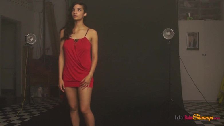 Shanaya: कास्टिंग वीडियो में युवा भारतीय कॉलेज कमसिन Shanaya