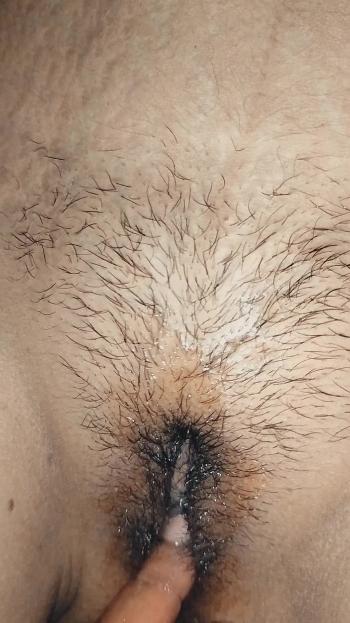 Monika videos: Ho messo il mio cappello nella figa della cognata e...