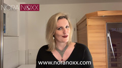 NoraNoxx: CMNF: Mengenai Malam Semalam: Wanita Telanjang, Lelaki Berpakaian Sut Dan...