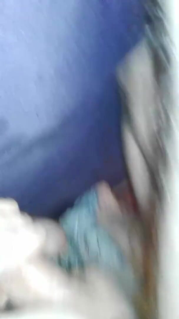 ArchiRusik: Scopata calda bagnata con cazzi enormi senza preservativo!