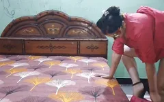 严格的继父在粗暴的性爱中摧残了他的继女Lady monalisa的屁股和阴户