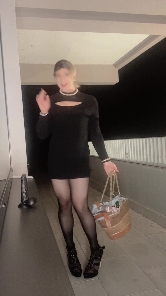 SissyDaniella: Banci mematuhi dewi Yasmin