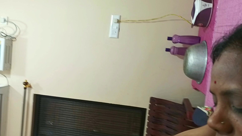 Popmini: Indian Neighbour Meera Dixit Hardcore Blowjob and Squirting Desi Hot...