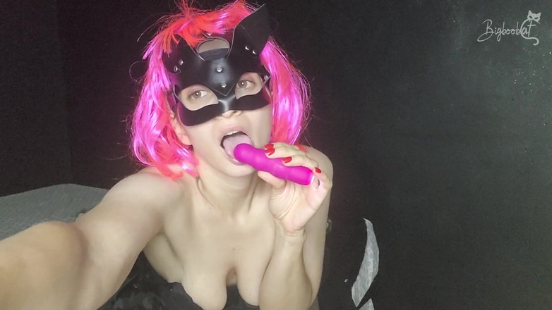 Big boob cat: Oi, eu sou o Gatinho dos Seus Sonhos. Você quer...