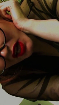 Éjaculation dans une cage le jour de la Saint-Valentin