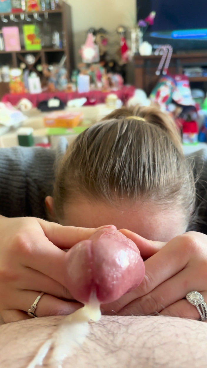 BeautfiulBJ25: Amazing Amateur POV Blowjob