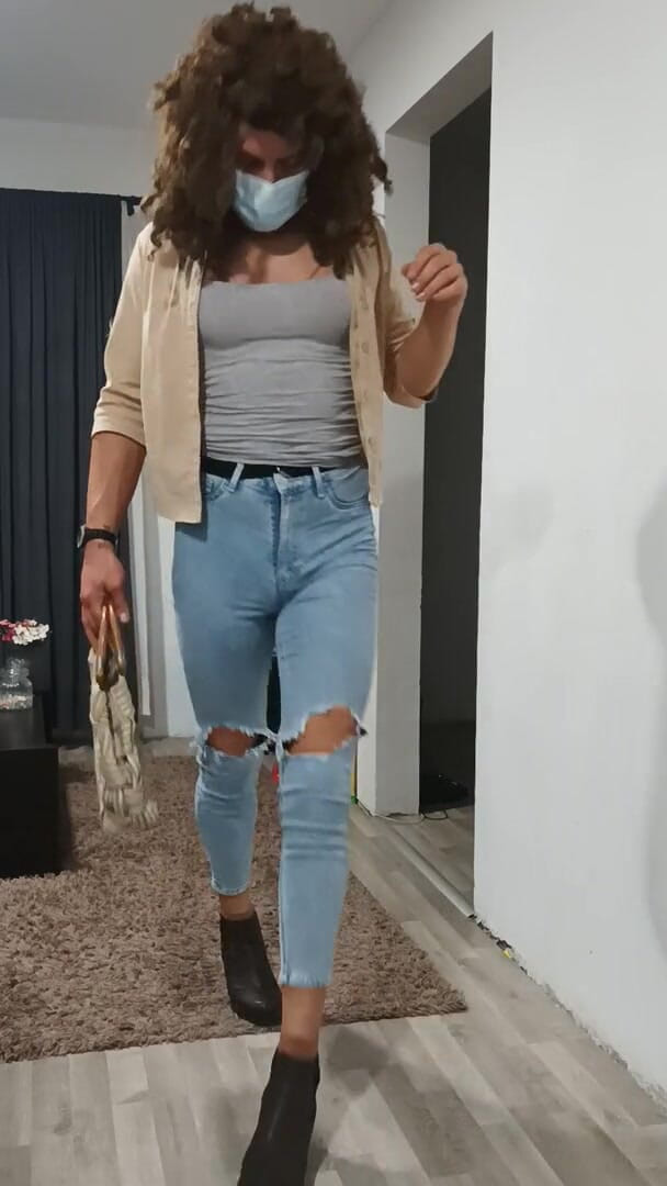 Julia CD: JuliaCD