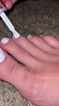 Pintar mis dedos largos blancos