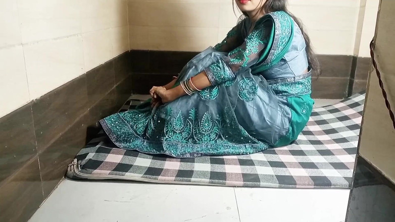 Shivanibaby: Manžel odešel na noční směnu, začíná intenzivní románek s partnerem...